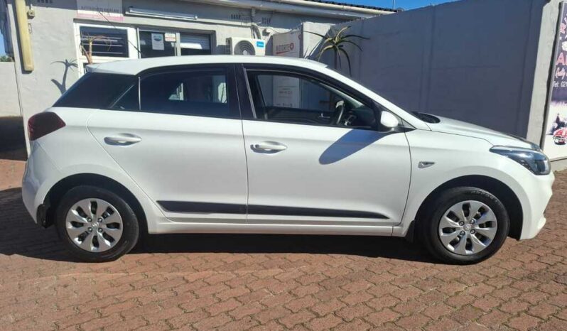 2018 HYUNDAI i20 1.2 FLUID full