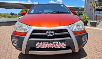 2015 TOYOTA ETIOS CROSS 1.5 Xs 5Dr full