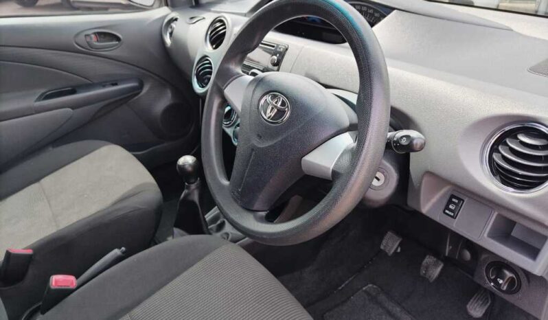 2017 TOYOTA ETIOS 1.5 Xs/SPRINT 5Dr full