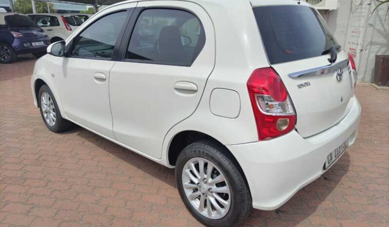 2017 TOYOTA ETIOS 1.5 Xs/SPRINT 5Dr full