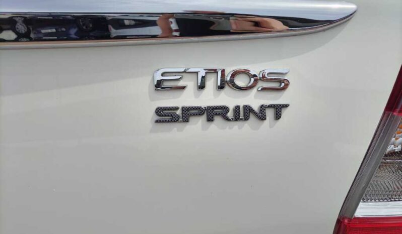 2017 TOYOTA ETIOS 1.5 Xs/SPRINT 5Dr full