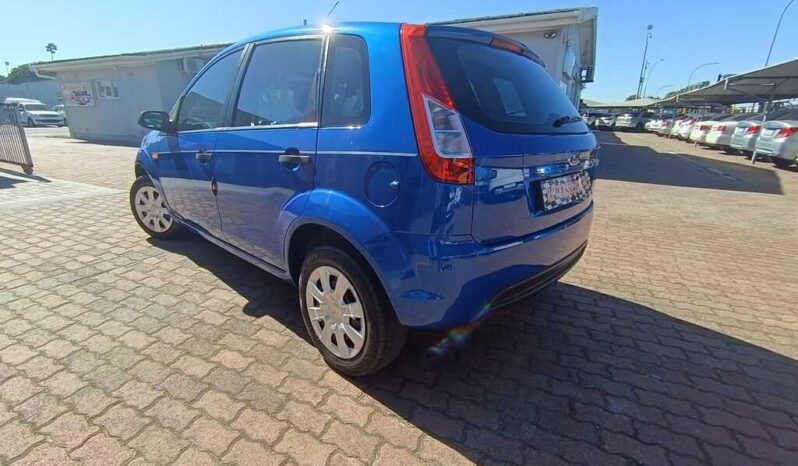 2015 FORD FIGO 1.4 AMBIENTE full