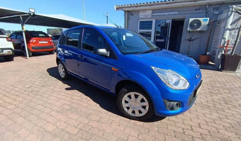 2015 FORD FIGO 1.4 AMBIENTE full